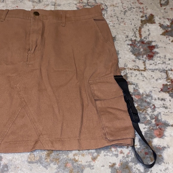 NWOT Brown Cargo Skirt with Buckles - Picture 2 of 5